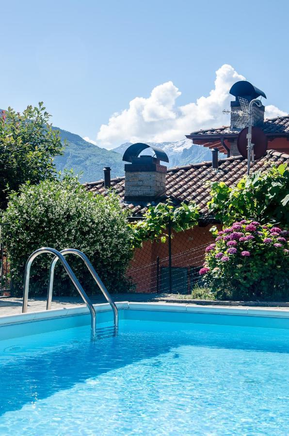 Anma Cottages The Secret Garden Pianello Del Lario Dış mekan fotoğraf